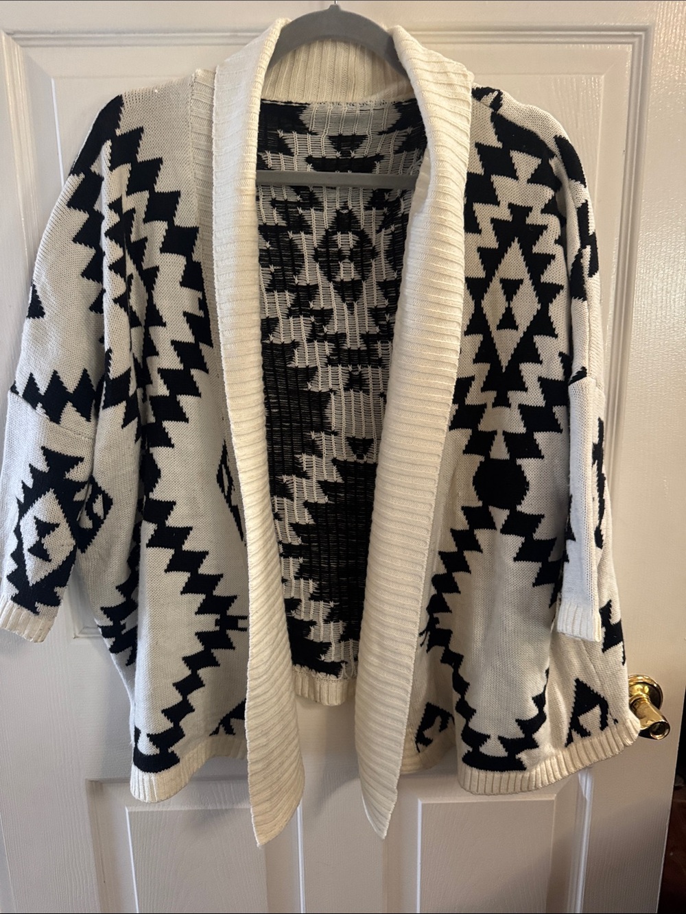 Black & White Geometric Open-Front Cardigan